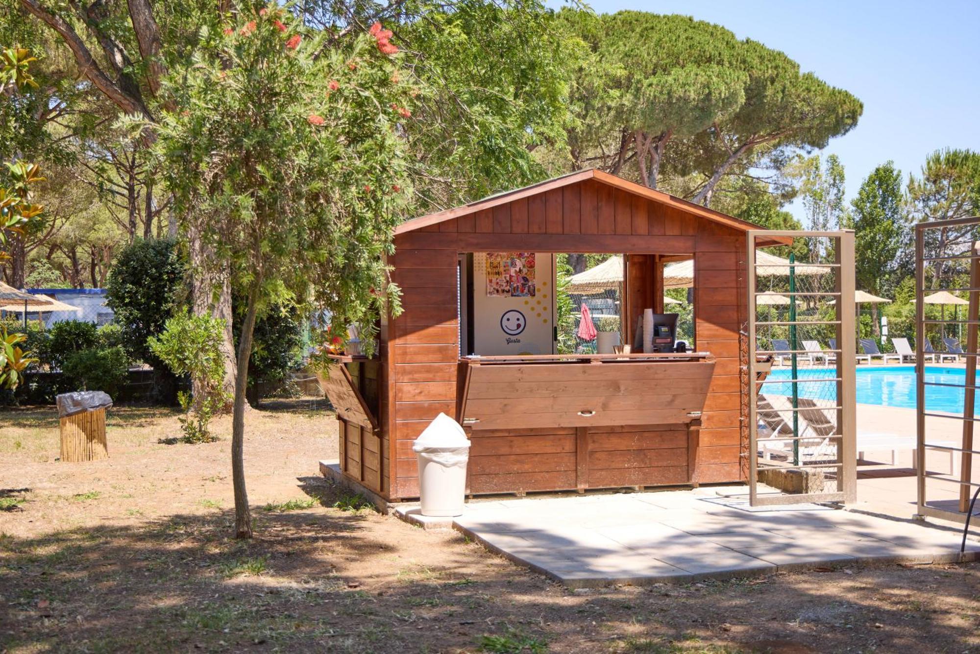 Costa D'Argento - Camping Village Club กาปัลบีโอ ภายนอก รูปภาพ